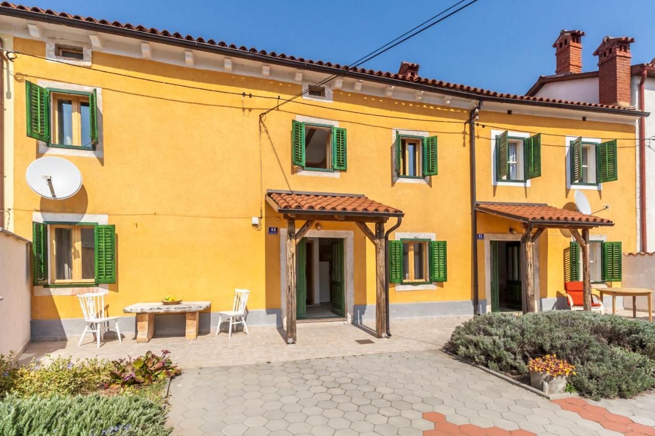 House Krizanic In Marcana, Istria, With 2 Apartments, Total 9 Guests Kültér fotó