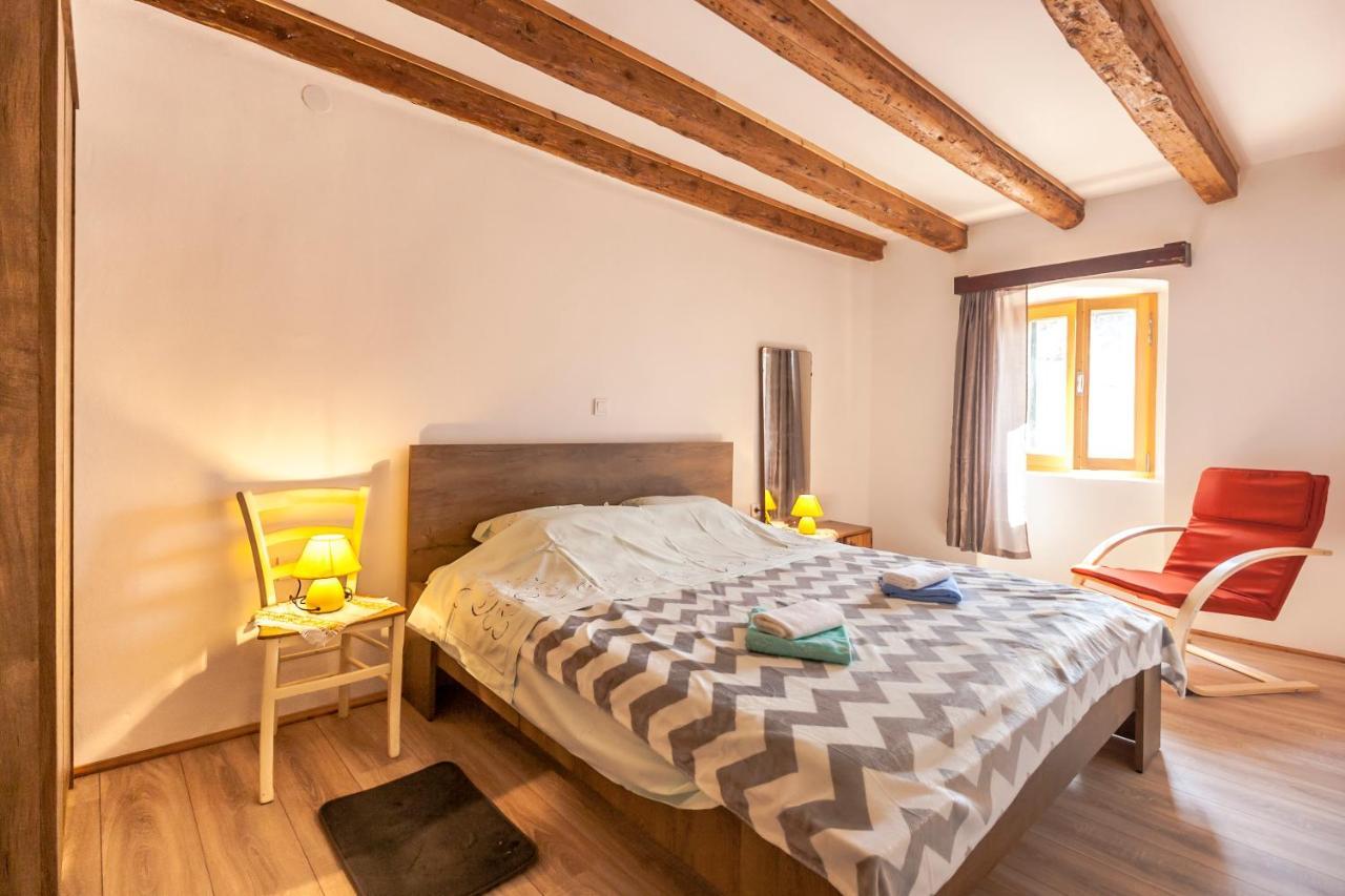 House Krizanic In Marcana, Istria, With 2 Apartments, Total 9 Guests Kültér fotó