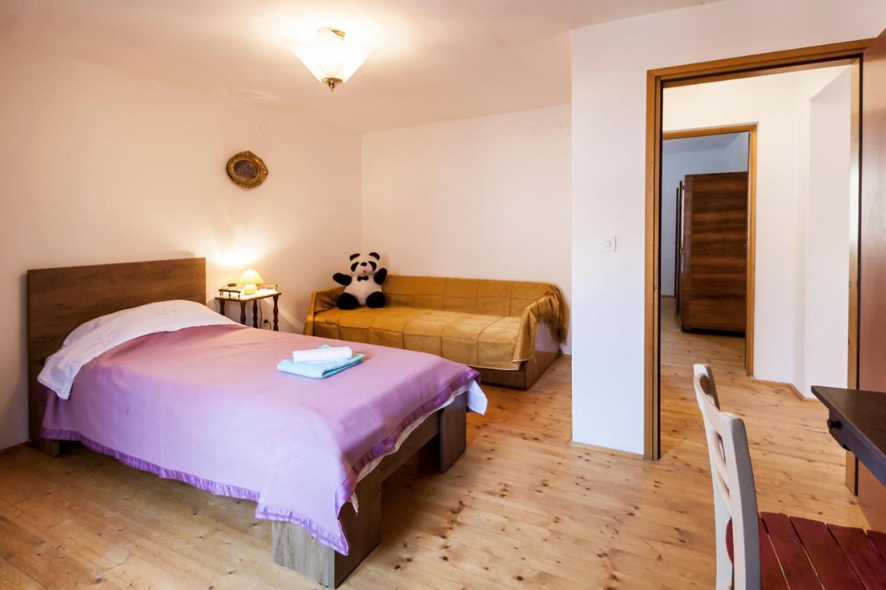 House Krizanic In Marcana, Istria, With 2 Apartments, Total 9 Guests Kültér fotó