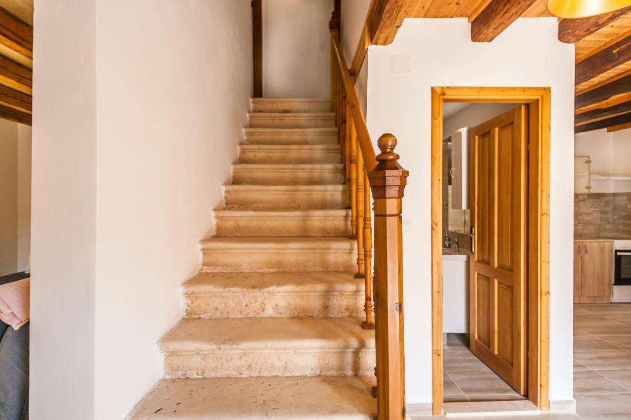 House Krizanic In Marcana, Istria, With 2 Apartments, Total 9 Guests Kültér fotó