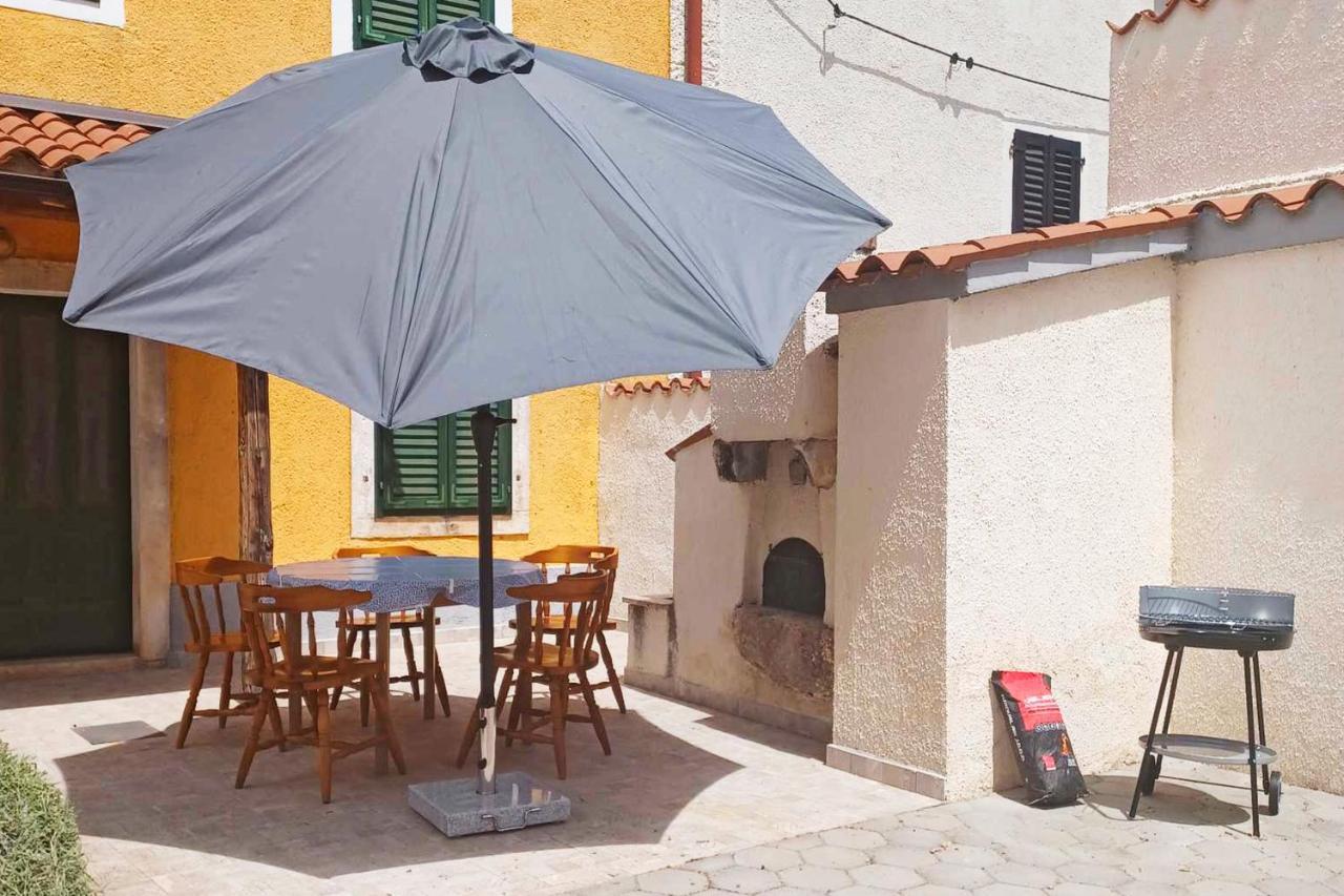 House Krizanic In Marcana, Istria, With 2 Apartments, Total 9 Guests Kültér fotó